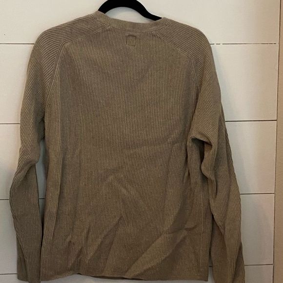 Men’s Gap sweater - Picture 2 of 2